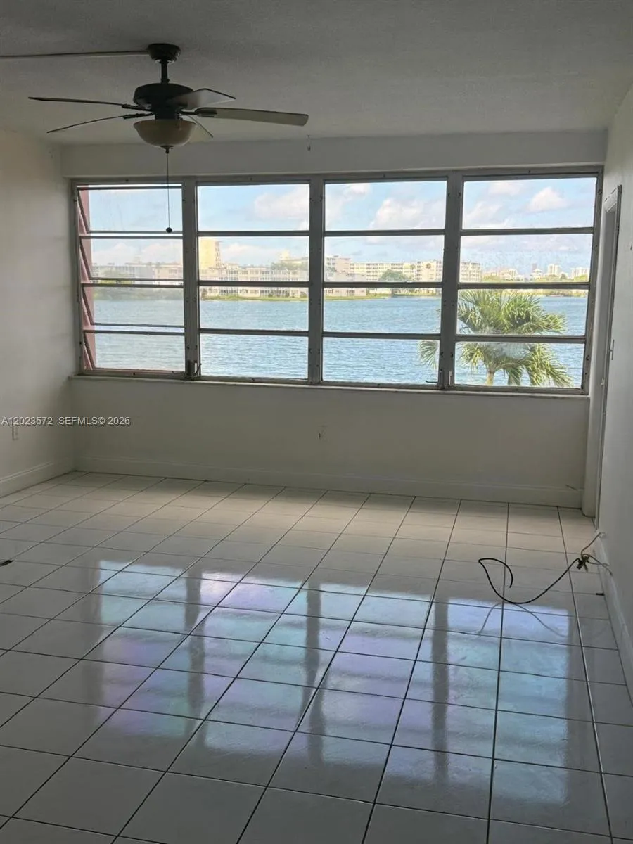 18555 NE 14th Ave # 615A, Miami FL 33179