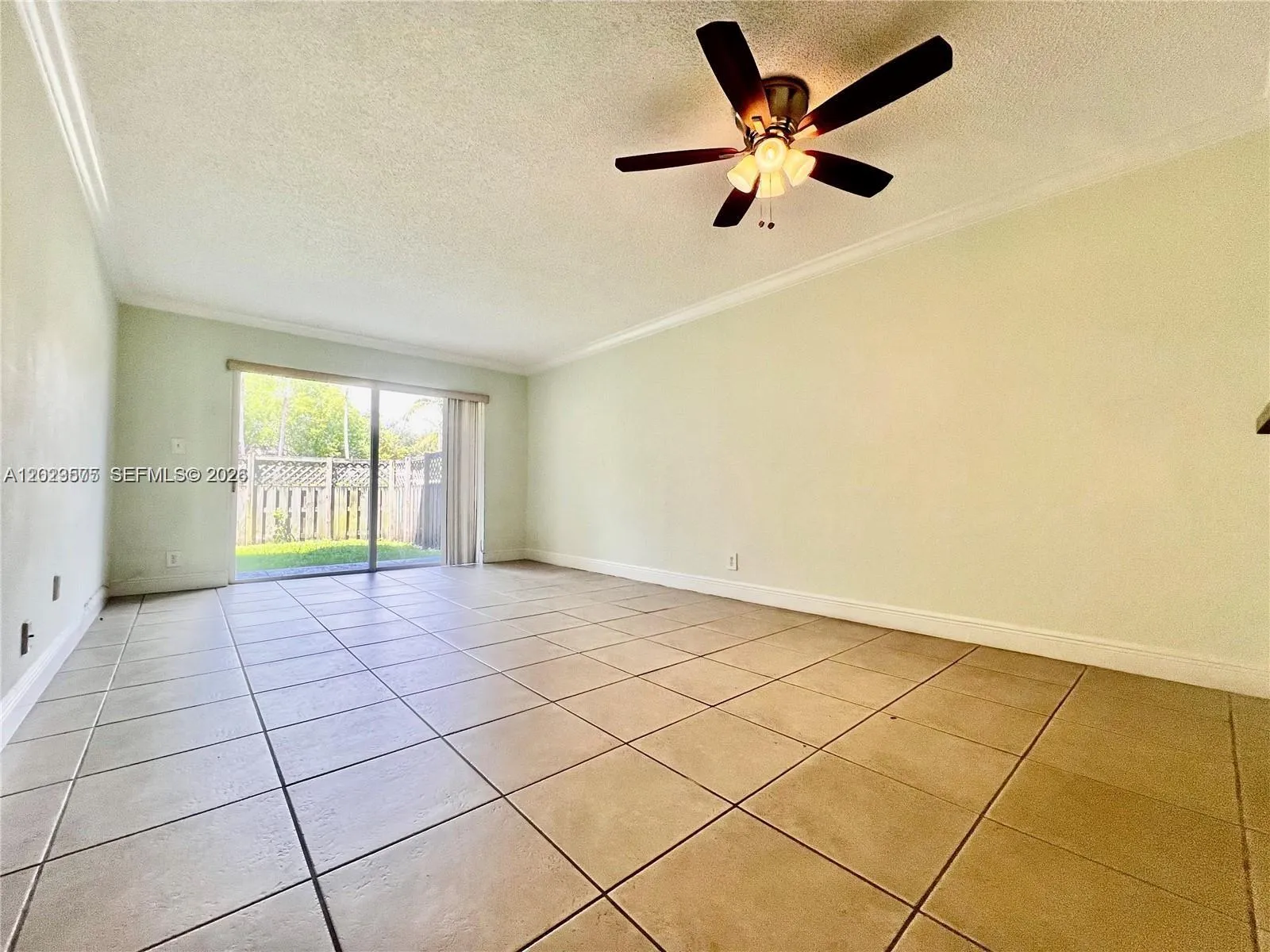 5201 Geneva Way # 109, Doral FL 33166