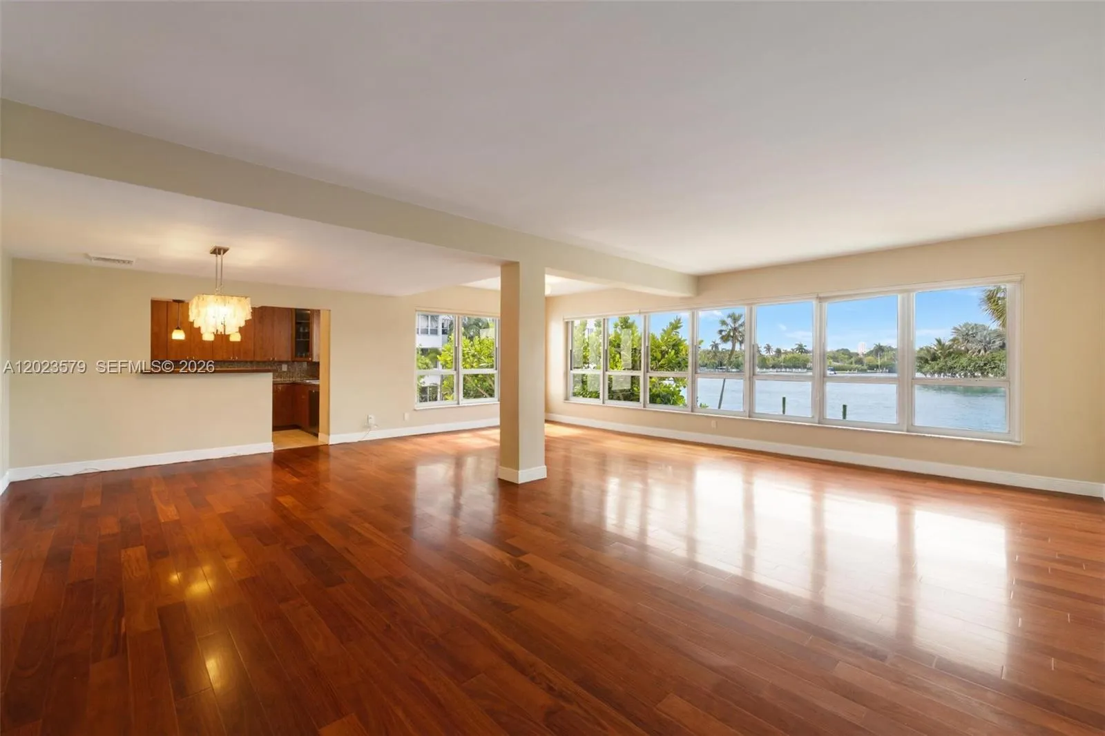 9102 W Bay Harbor Dr, Bay Harbor Islands FL 33154