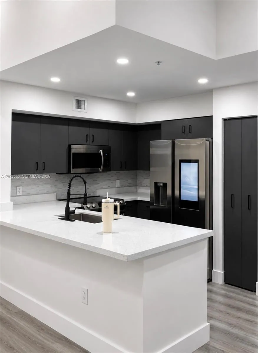 4420 NW 107th Ave # 303, Doral FL 33178