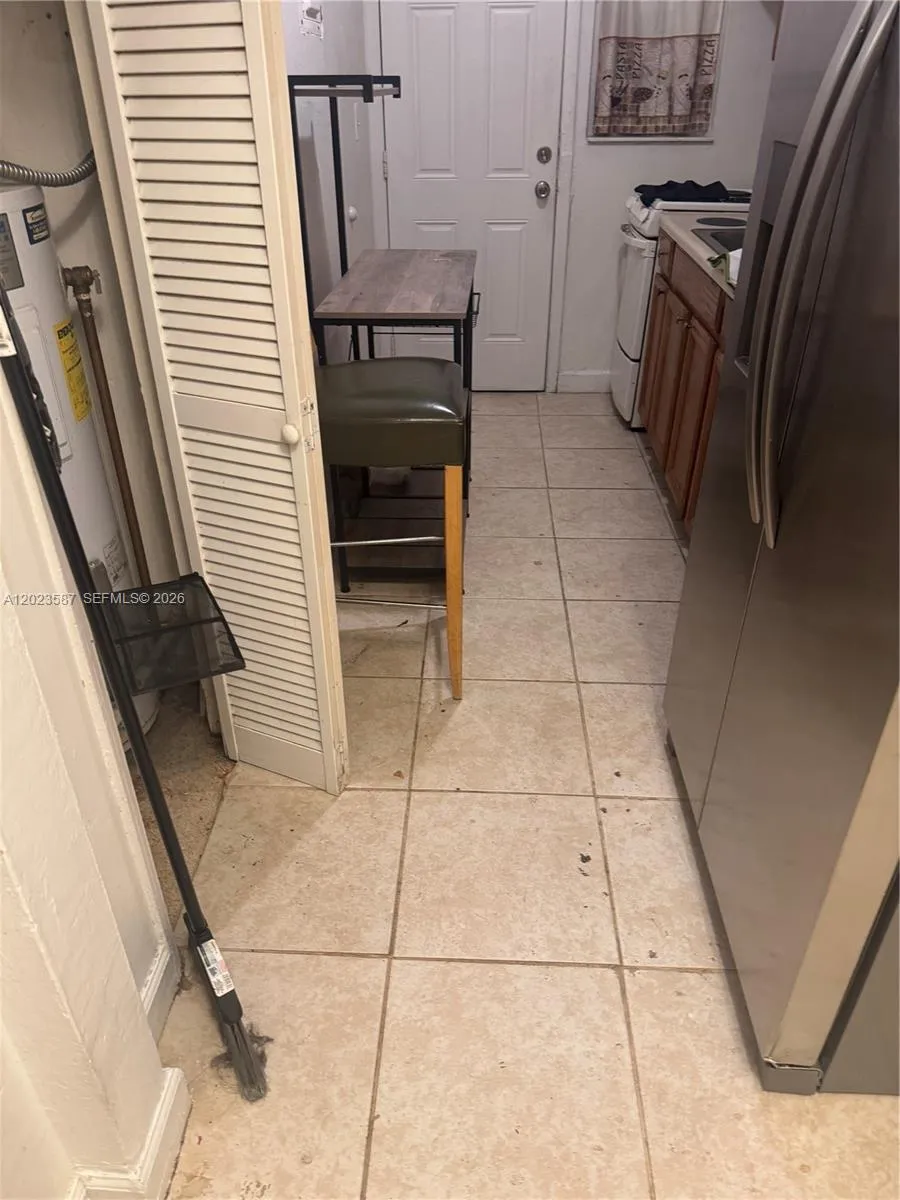 1020 SW 5th St # 3, Miami FL 33130