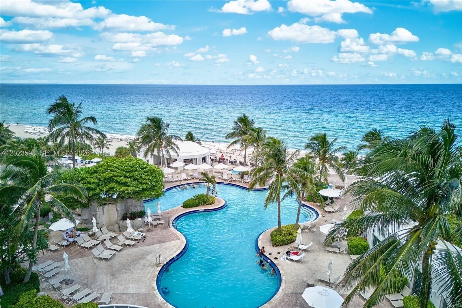1 bath for sale at 18001 Collins Ave # 2010, Sunny Isles Beach FL 33160