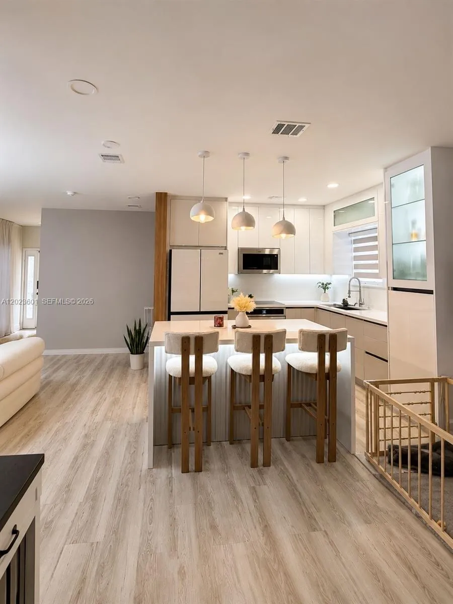 220 SE 32nd Ter, Homestead FL 33033