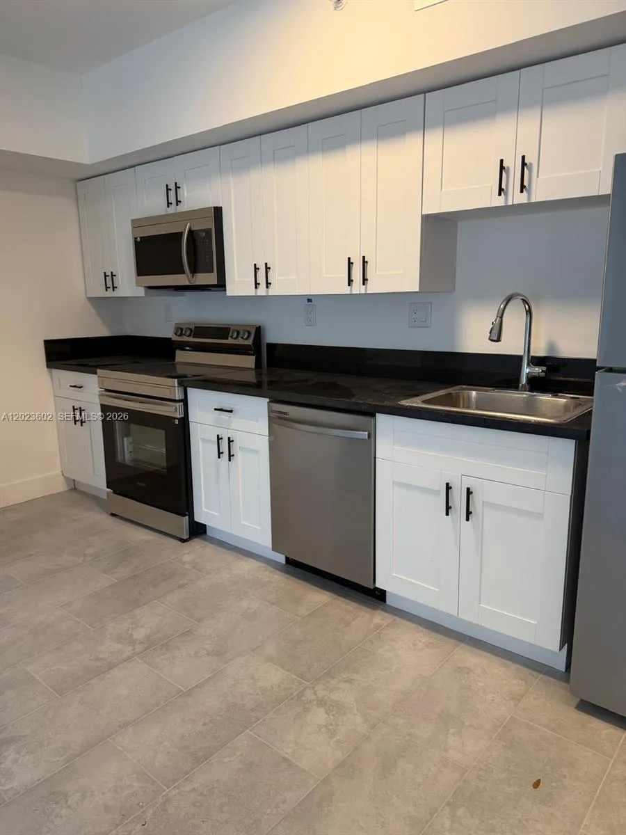 147 Nw 59th St # 306, Miami FL 33127