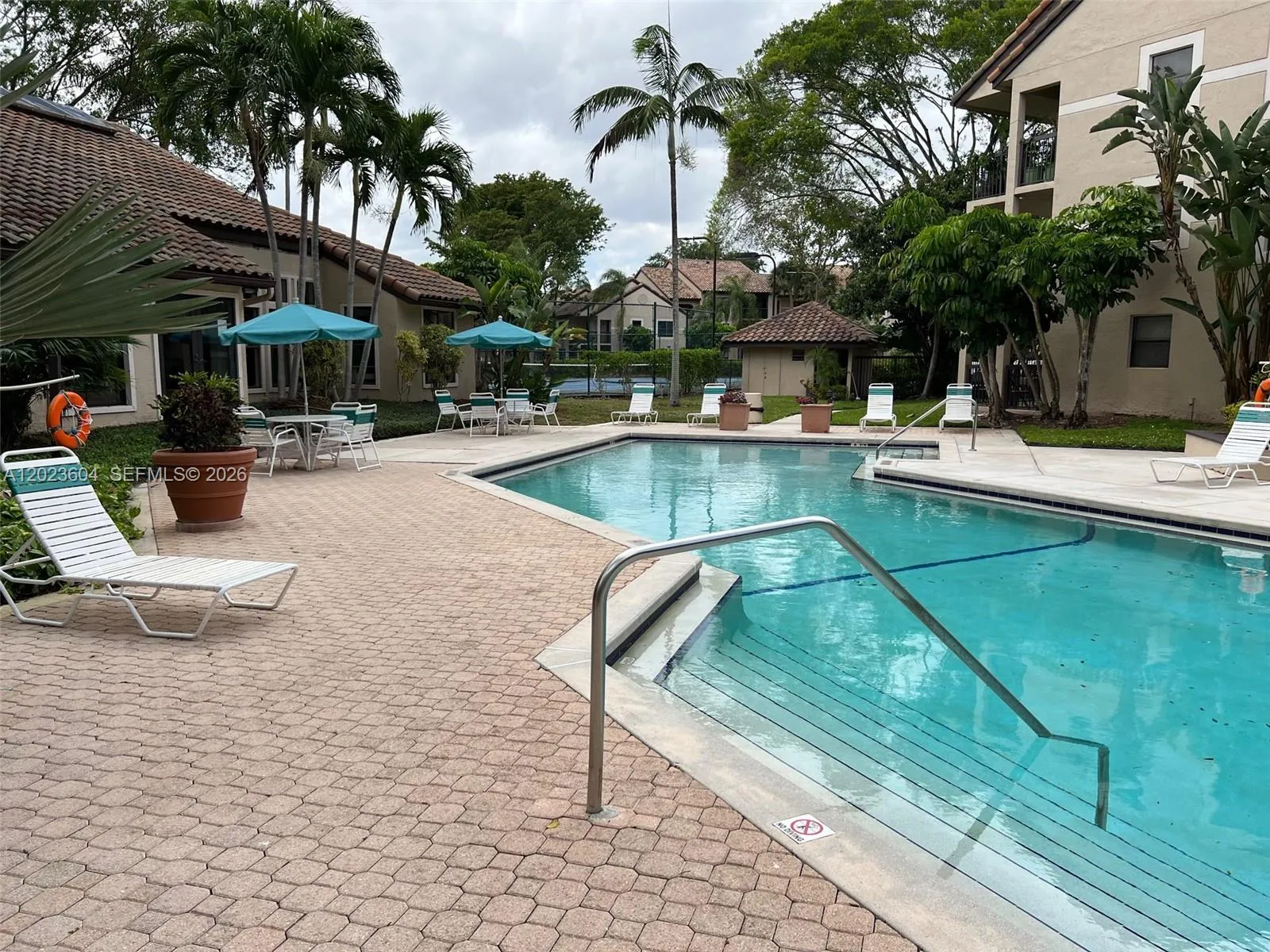 2 bedroom 2 bath for sale at 4261 W Mcnab Rd # 28, Pompano Beach FL 33069