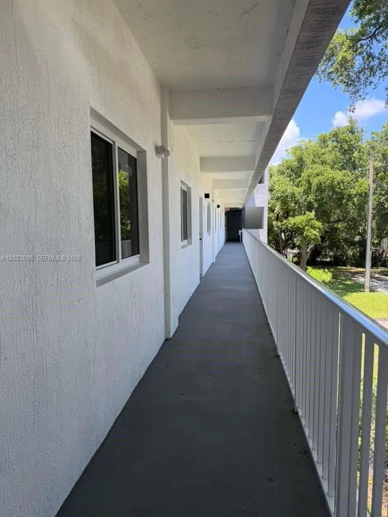 147 Nw 59th St # 202, Miami FL 33127