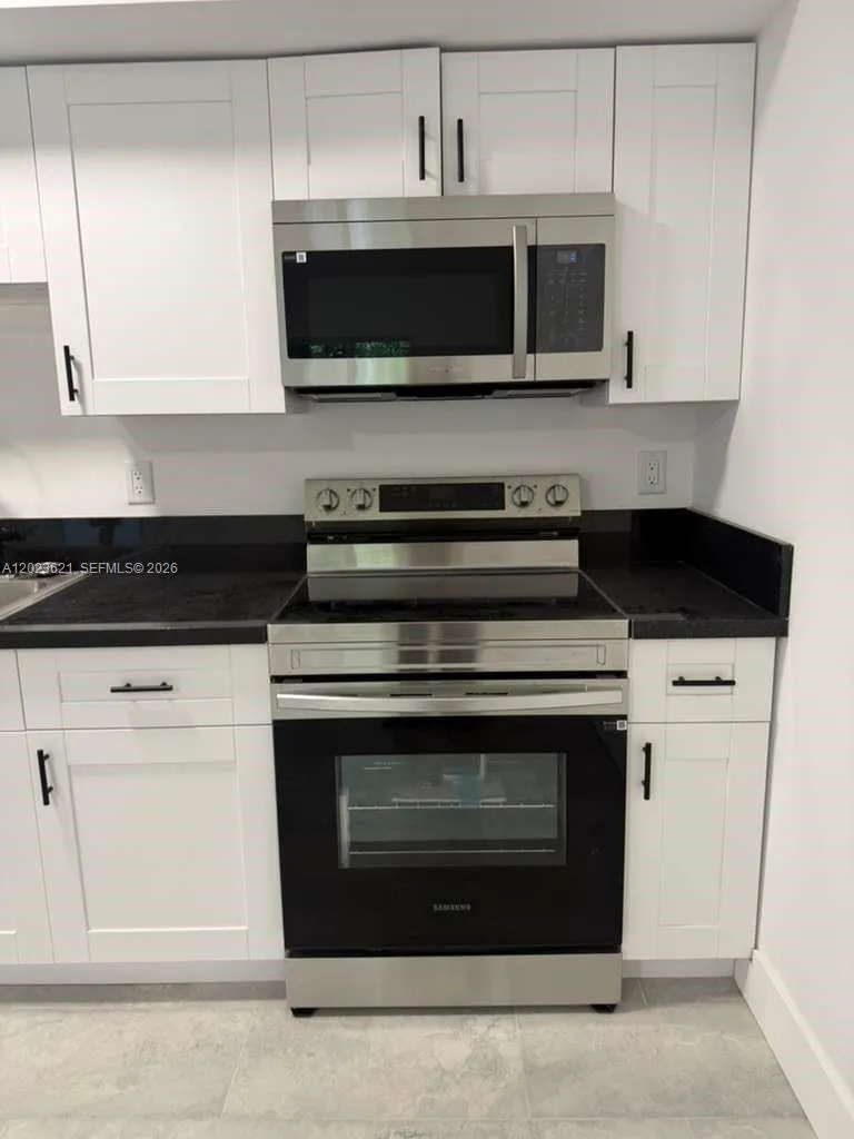 147 Nw 59th St # 305, Miami FL 33127