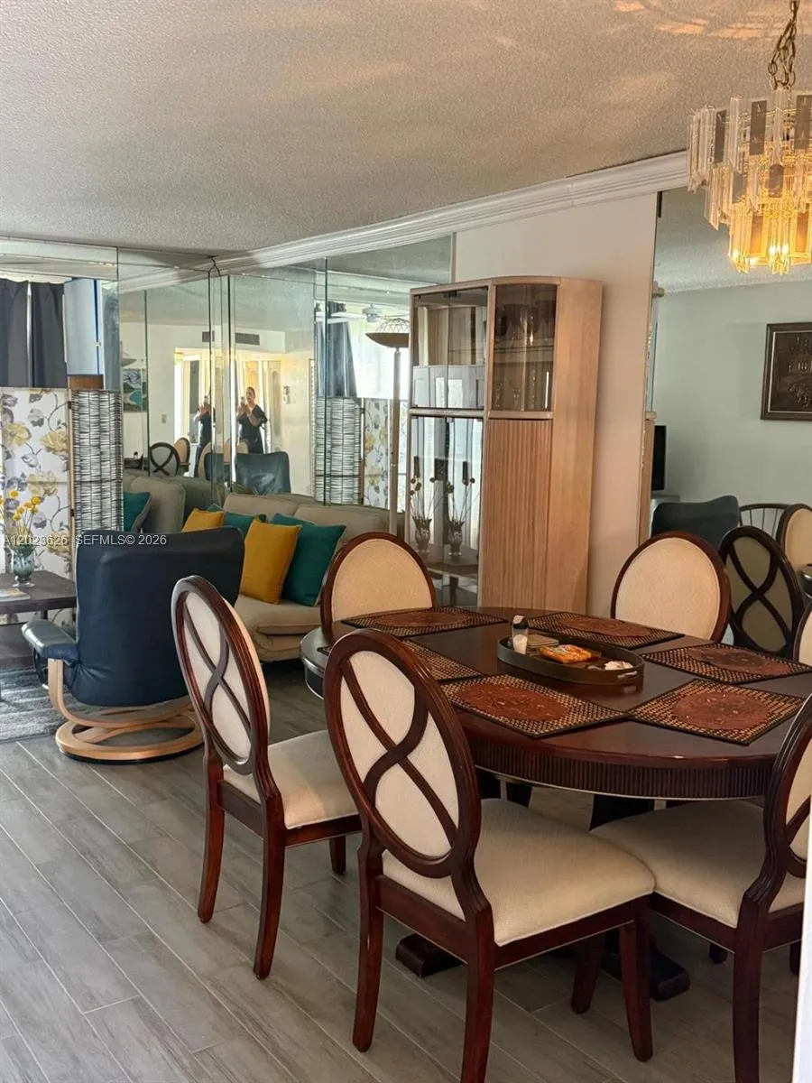 9401 Sunrise Lakes Blvd # 109, Sunrise FL 33322