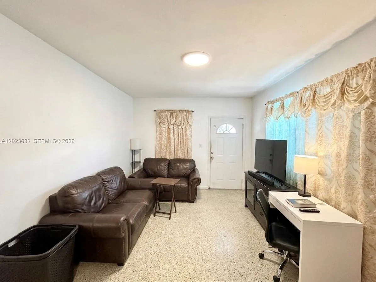 130 NW 16th Ave, Miami FL 33125