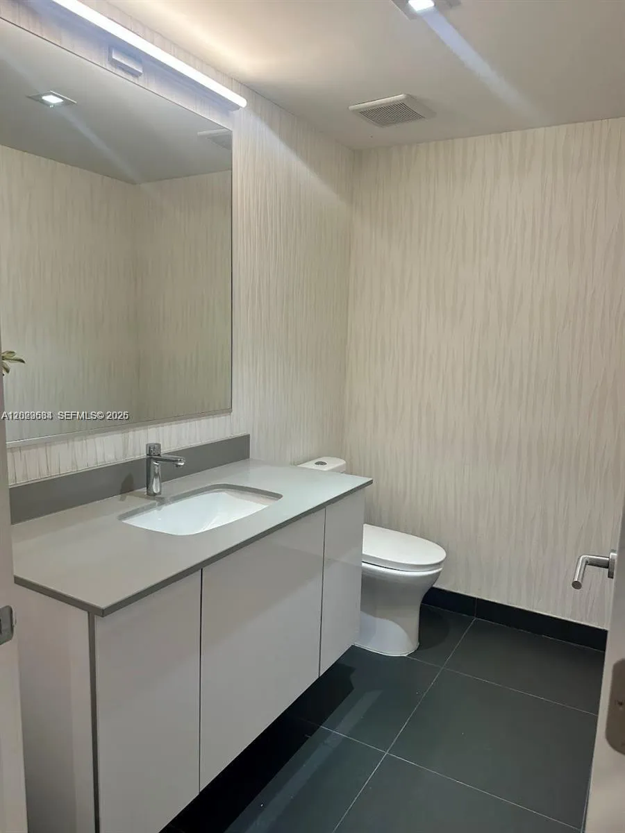 1600 NE 1st Ave # 1612, Miami FL 33132