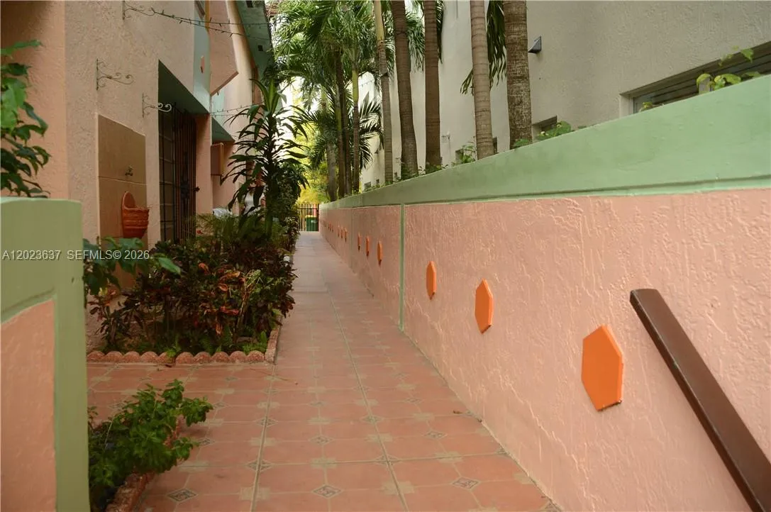 937 Michigan Ave # 3, Miami Beach FL 33139