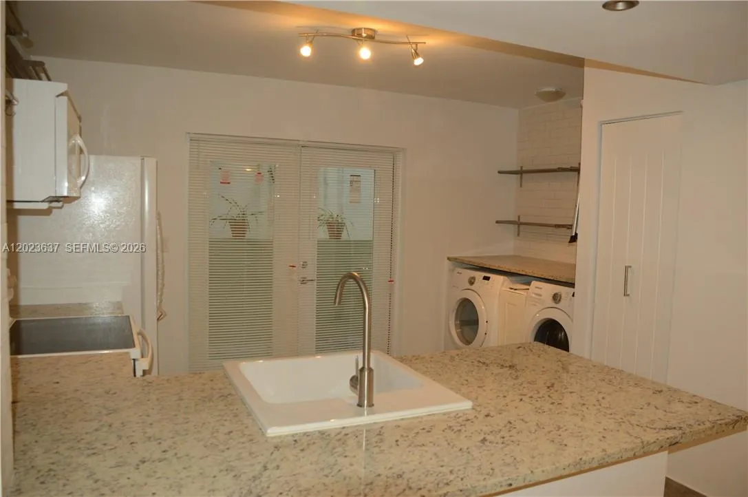 937 Michigan Ave # 3, Miami Beach FL 33139
