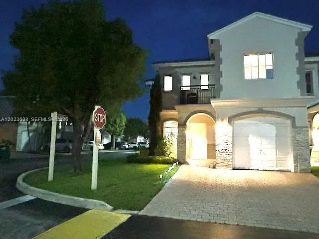 8351 SW 124th Ave # 101, Miami FL 33183