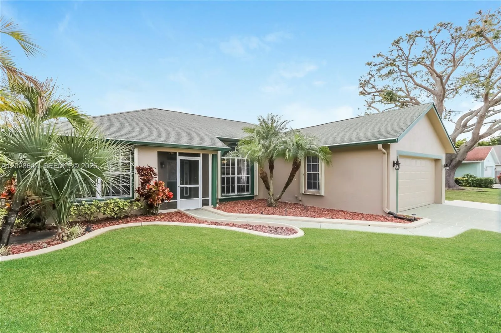 820 SW Dalton Ave, Port St. Lucie FL 34953