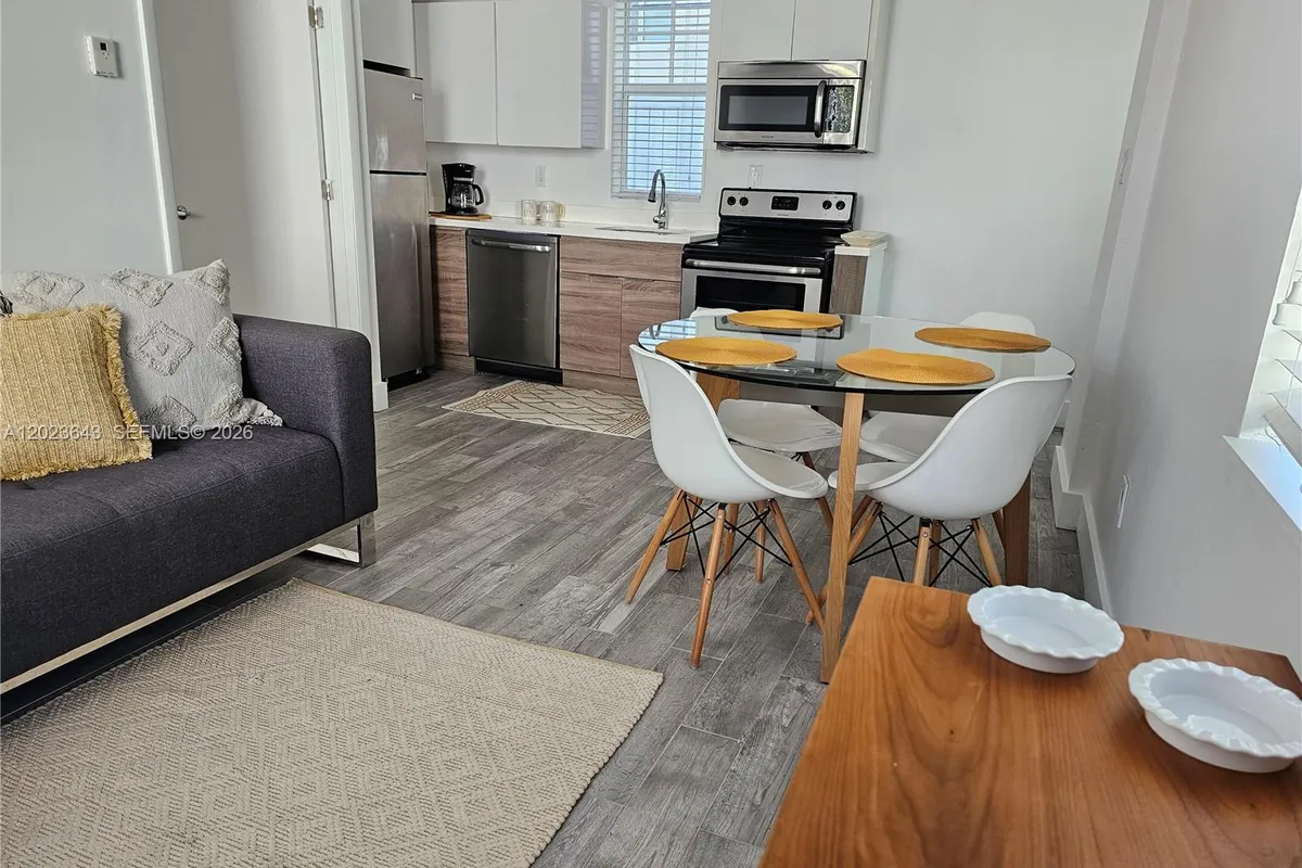 622 15th St # 6, Miami Beach FL 33139