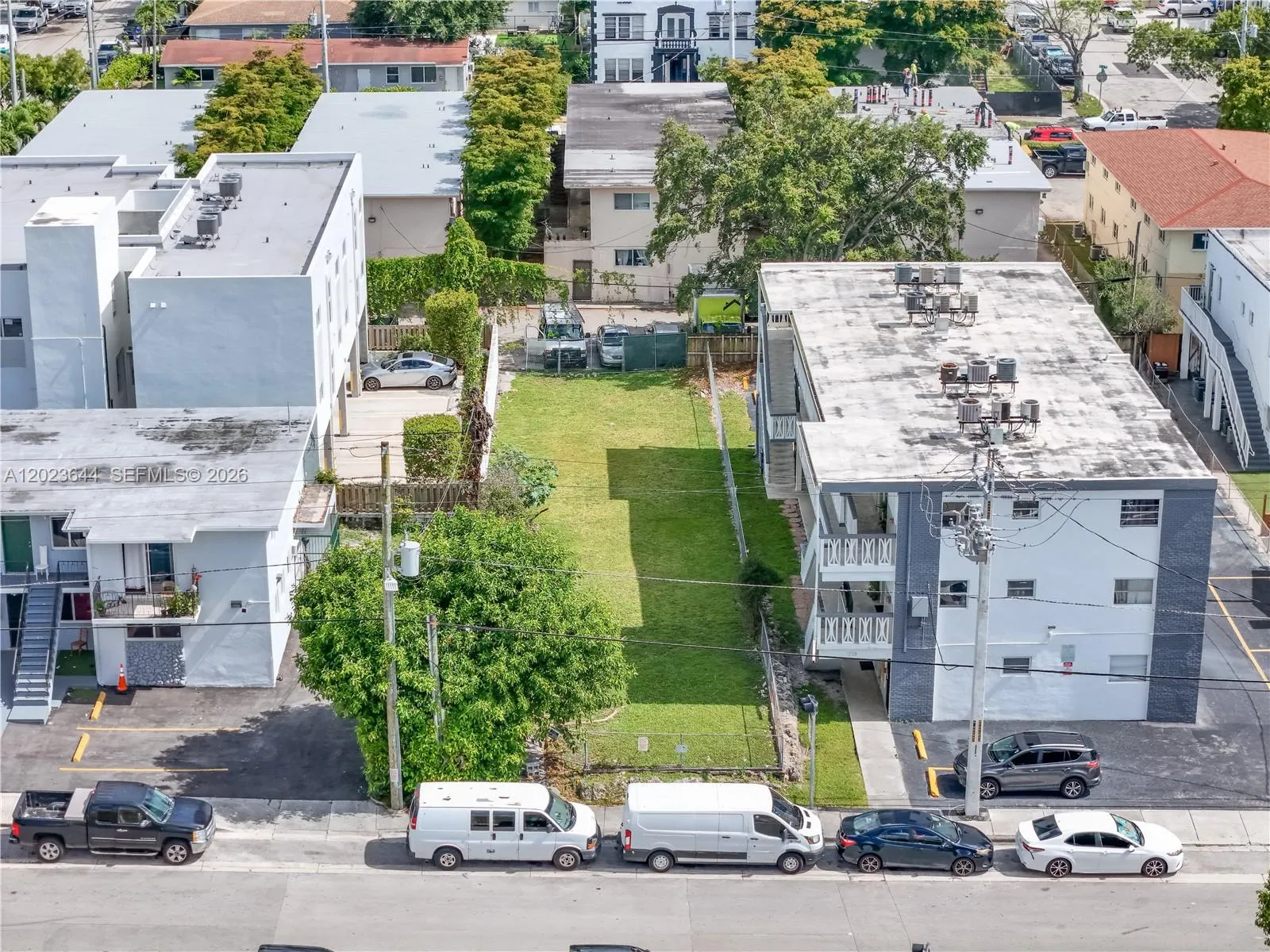 718 SW 4th St, Miami FL 33130