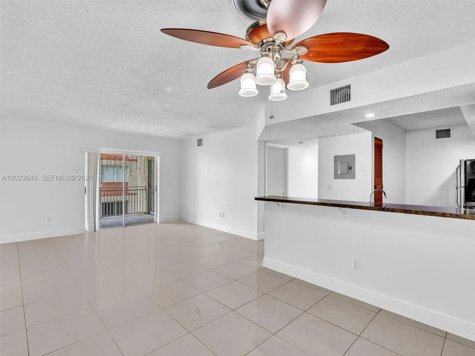 18850 NW 57th Ave # 208, Hialeah FL 33015