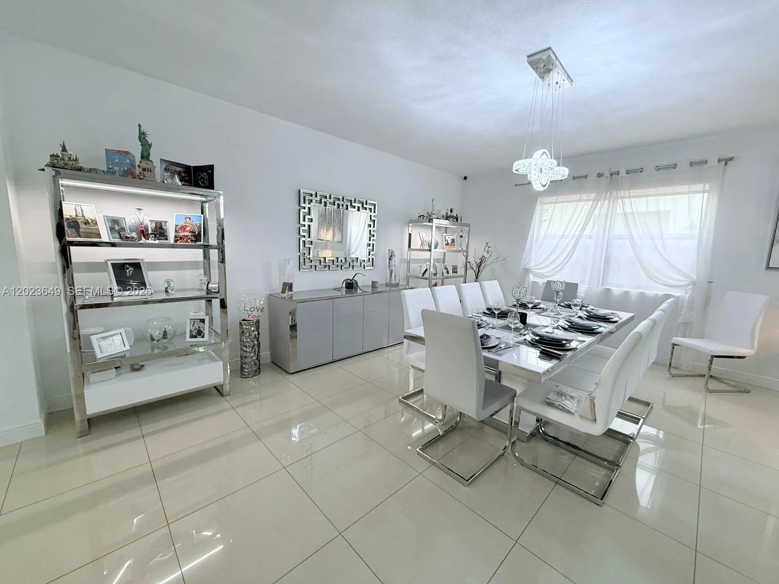 9907 NW 87th Ter, Doral FL 33178