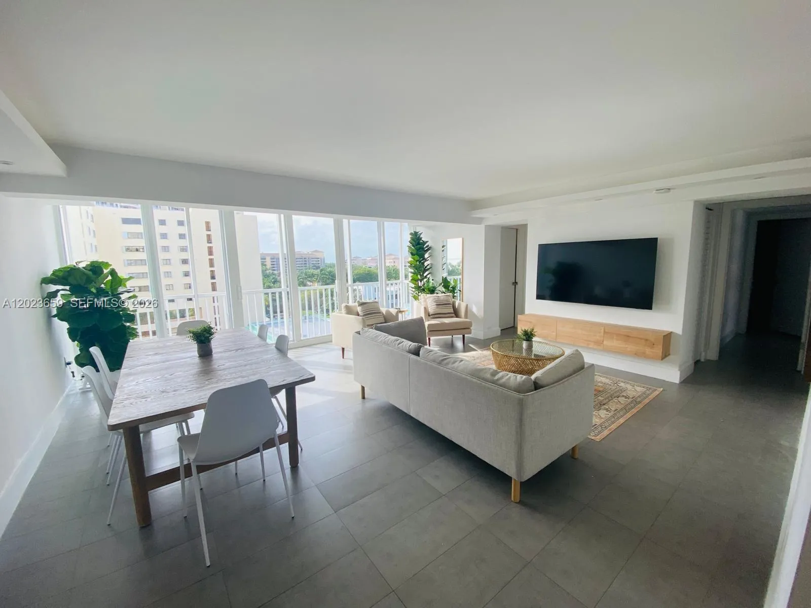 590 Ocean Dr # 8B, Key Biscayne FL 33149