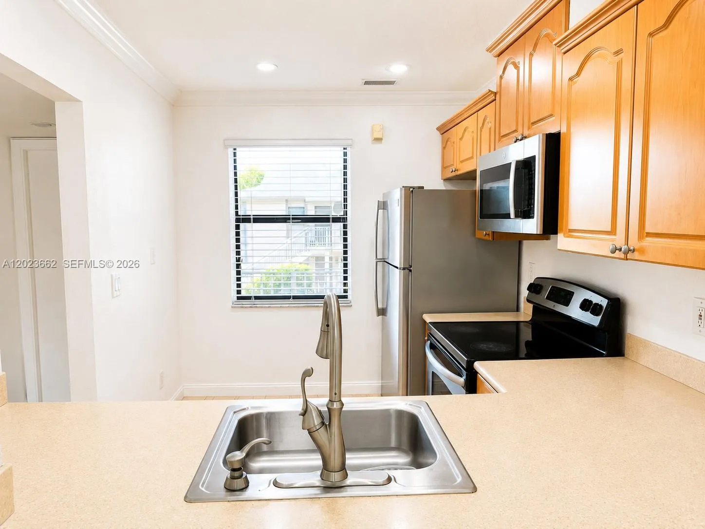 7668 SW 152nd Ave # 206, Miami FL 33193
