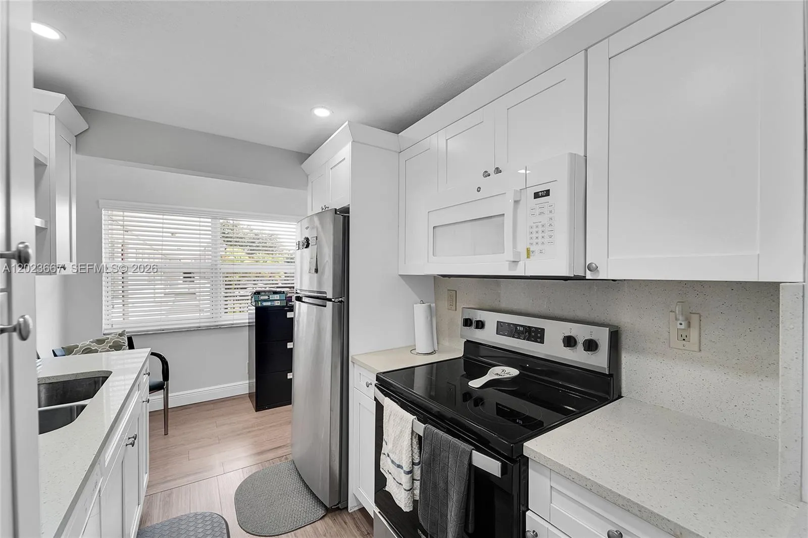 8405 NW 61st St # D207, Tamarac FL 33321