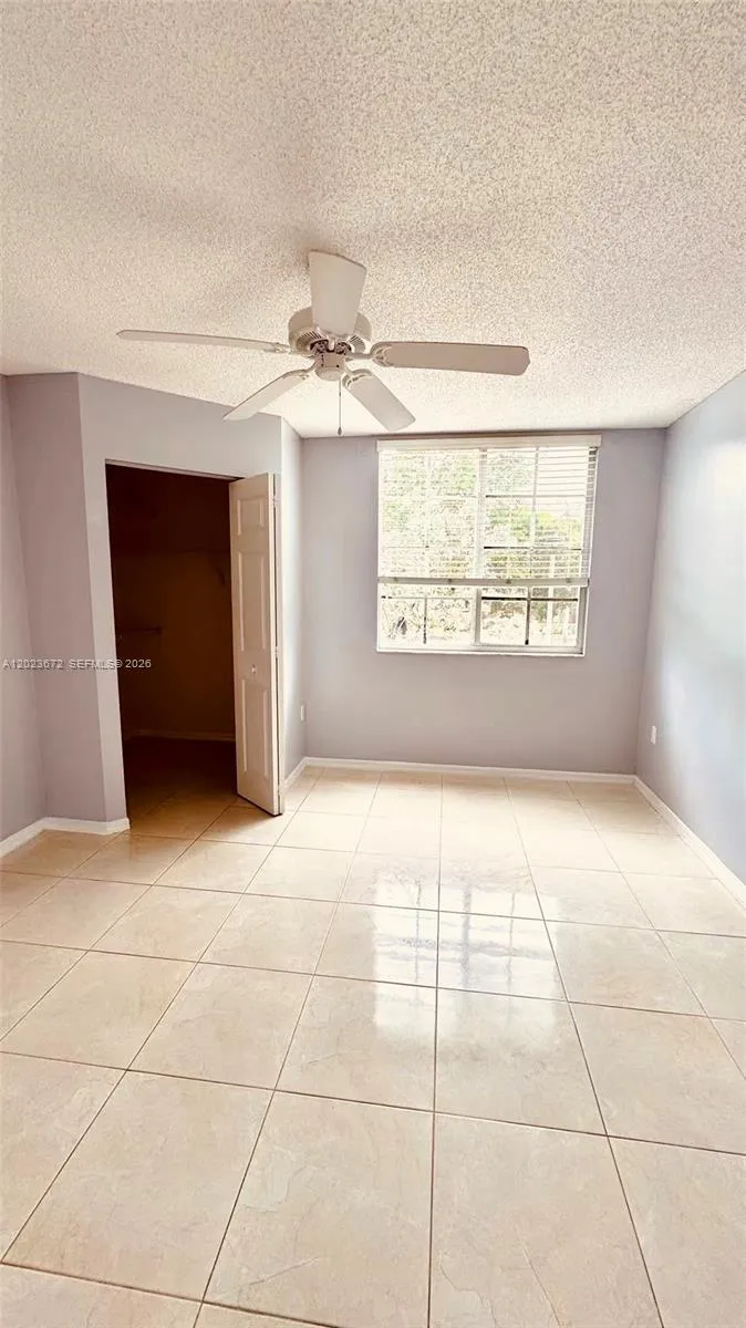 631 SW 111th Ln # 205, Pembroke Pines FL 33025