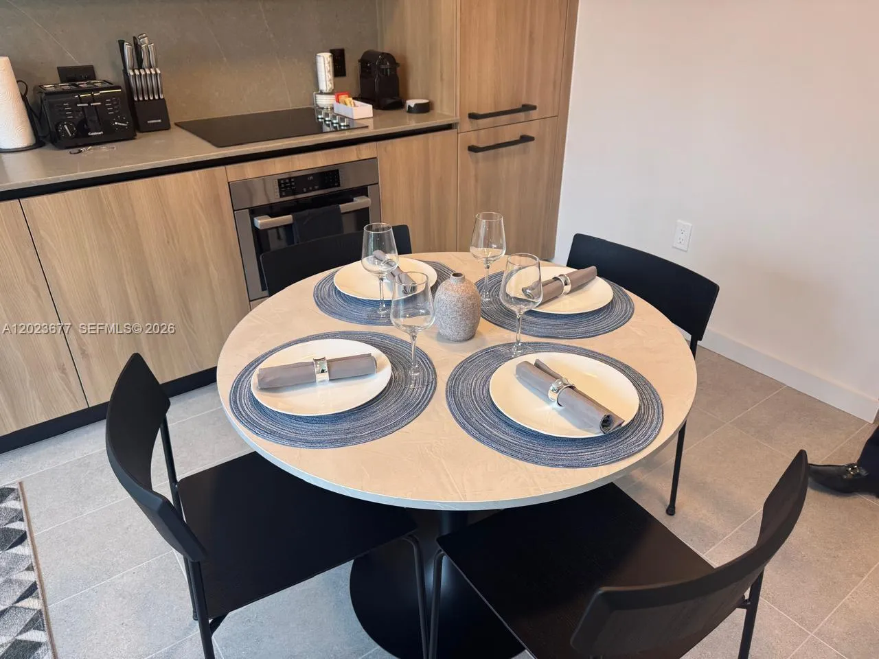 121 NE 5th St # 2102, Miami FL 33132