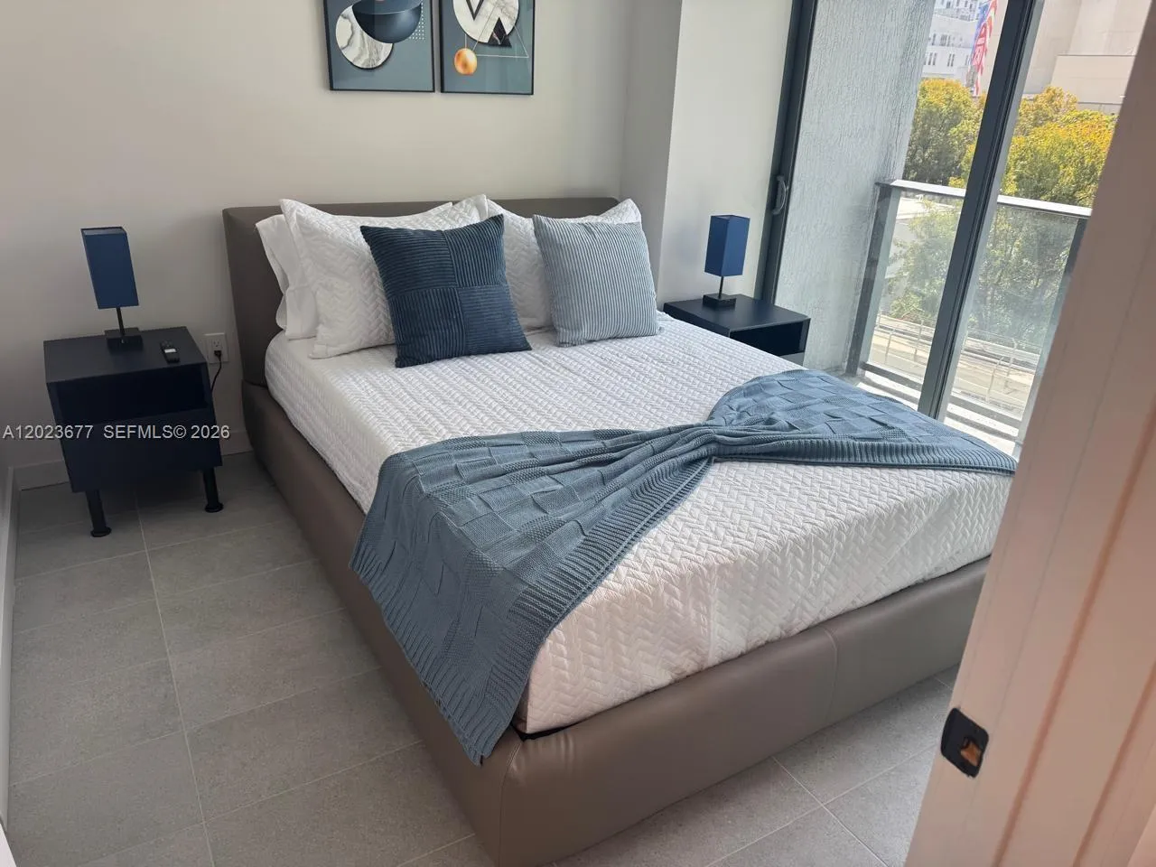 121 NE 5th St # 2102, Miami FL 33132