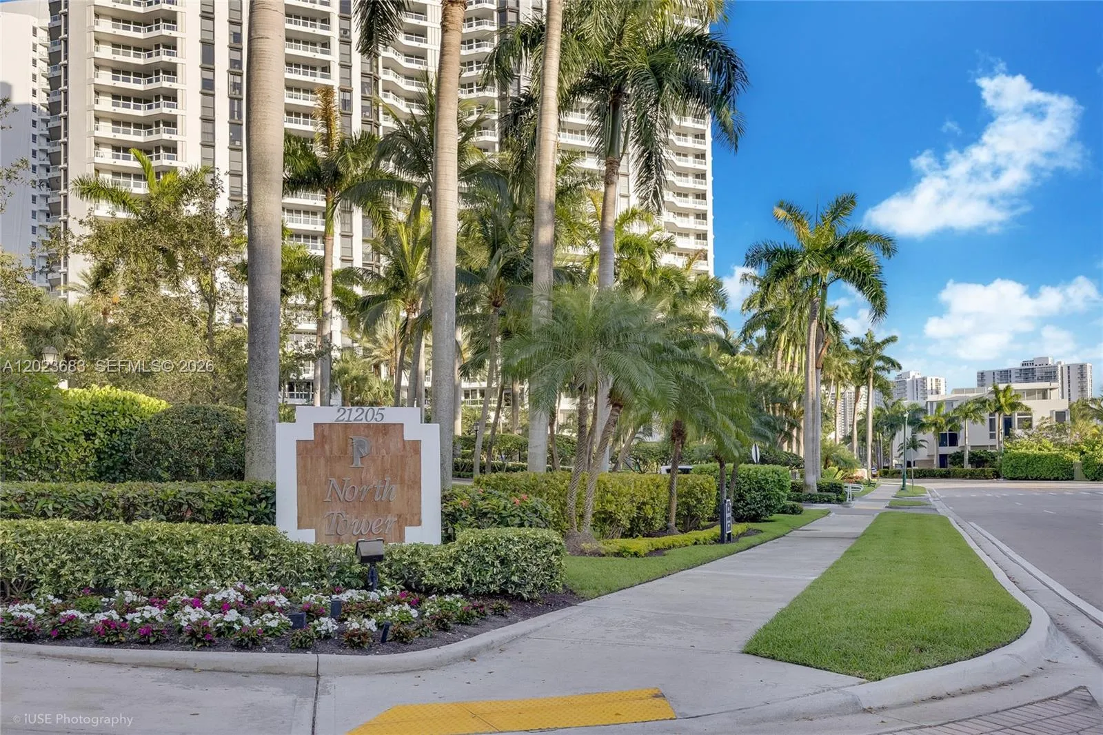 21205 Yacht Club Dr # 701, Aventura FL 33180