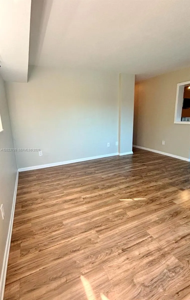 2201 Brickell Ave # 61, Miami FL 33129