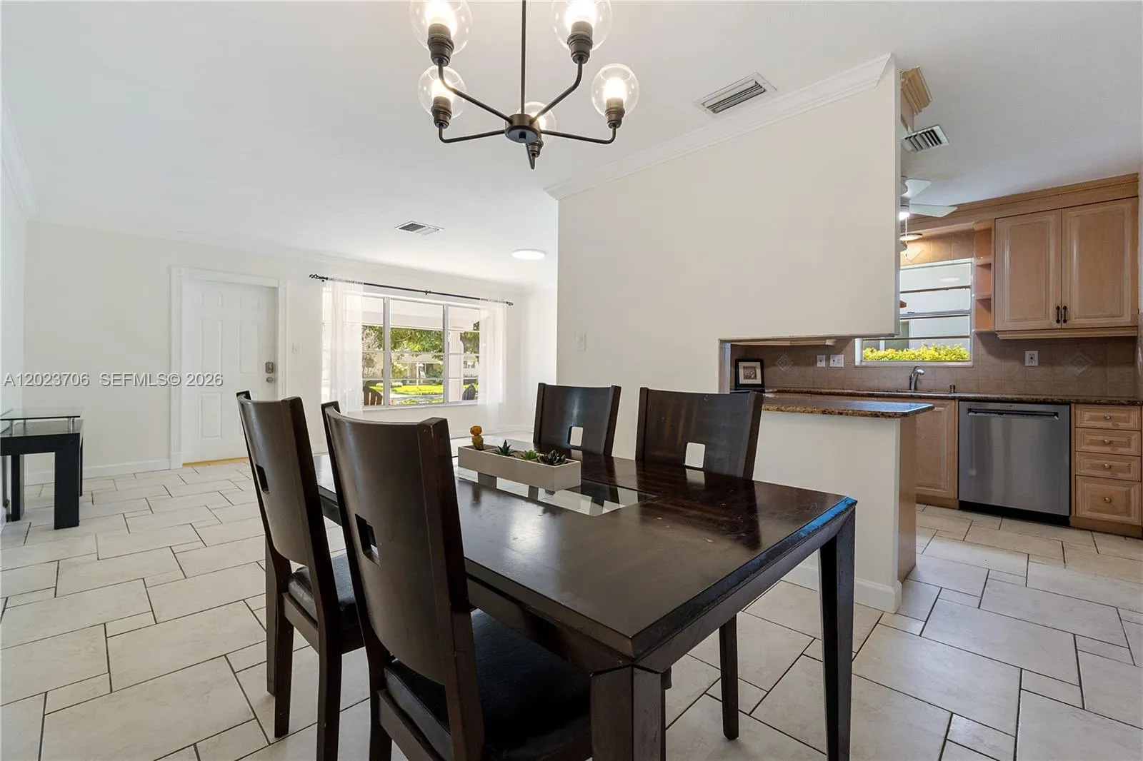 232 SE 6th St, Dania Beach FL 33004