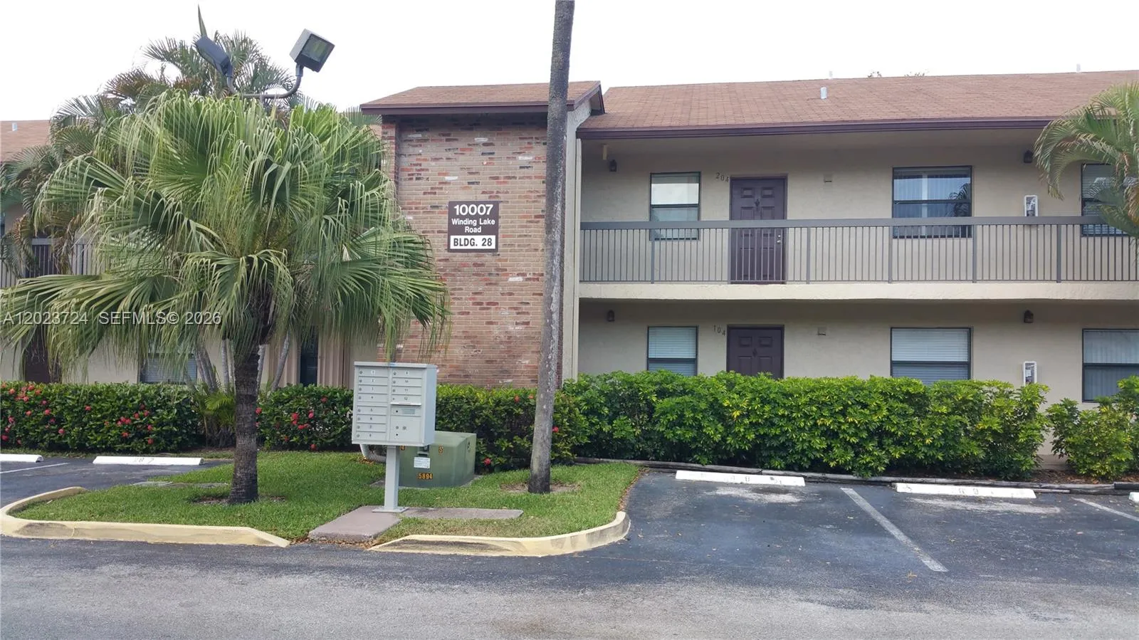 10005 Winding Lake Rd # 204, Sunrise FL 33351
