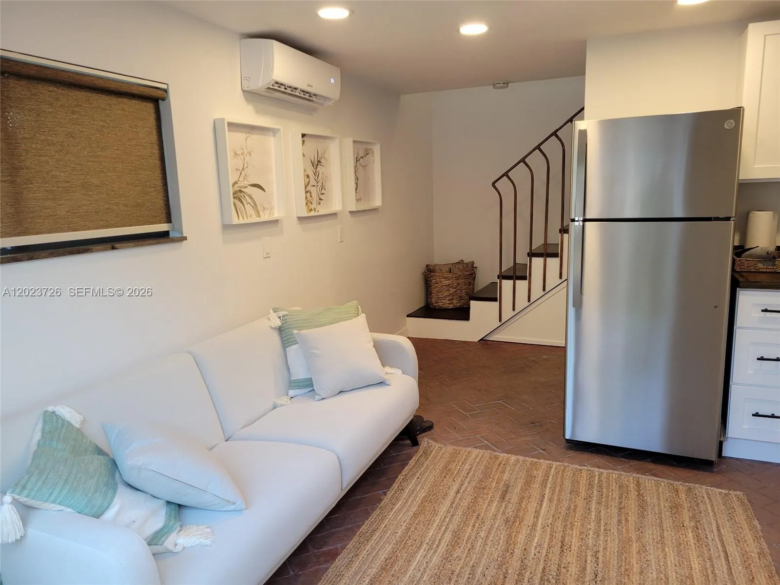5866 SW 60th St # 3, Miami FL 33143