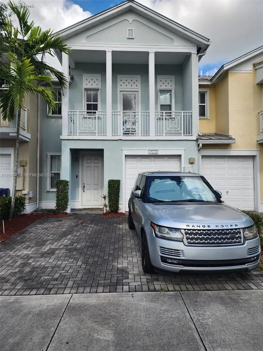 7510 NW 107th Pl, Doral FL 33178