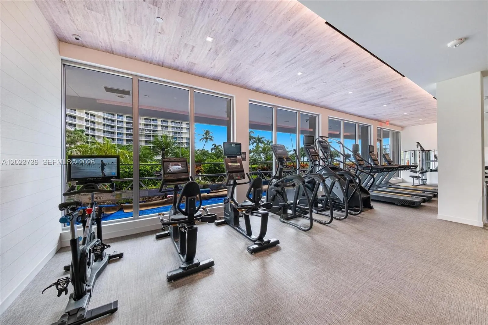 320 seaview court # 1207, Other City - In The State Of Florida FL 34145