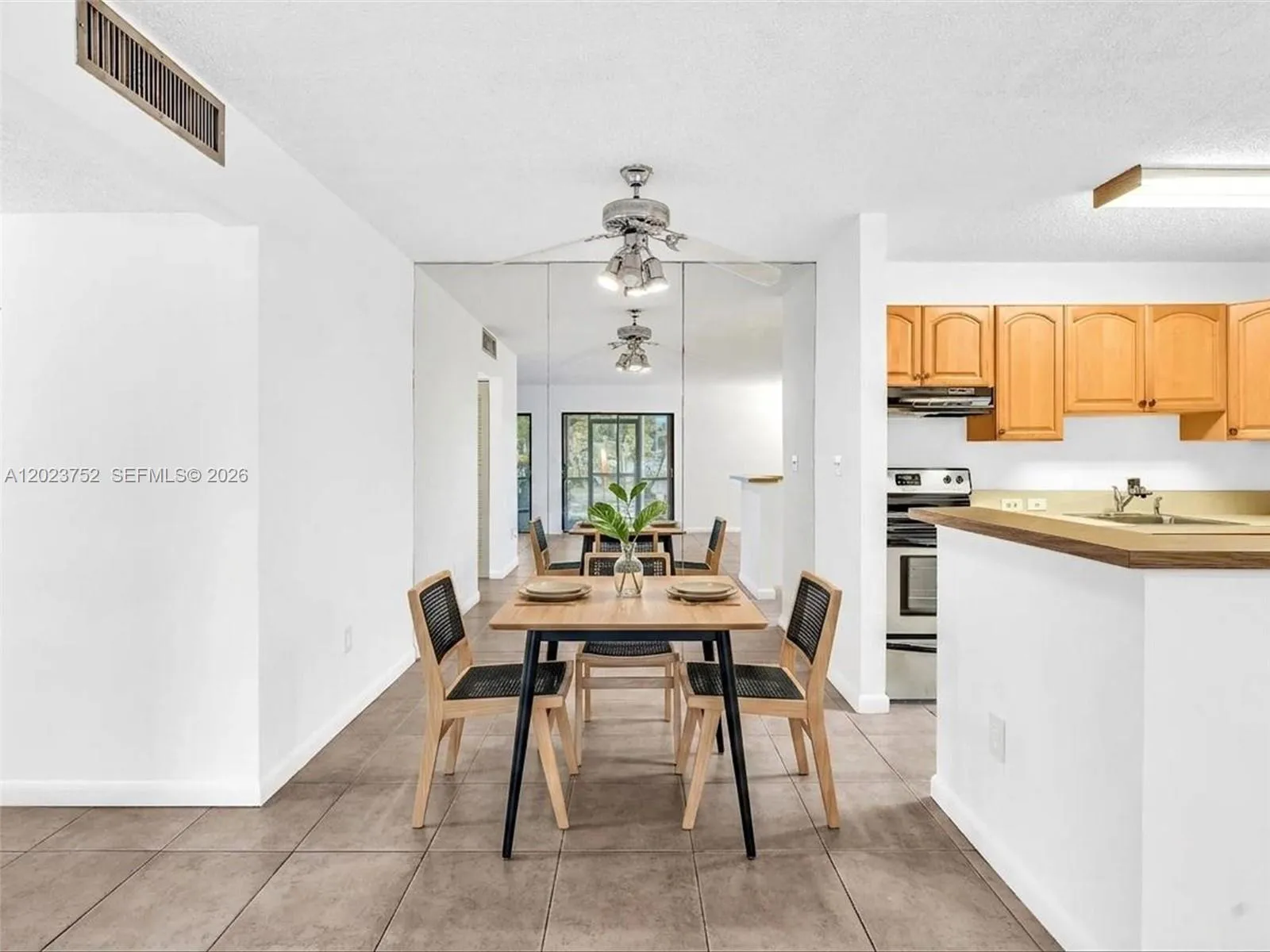 831 NE 199th St # 34, Miami FL 33179