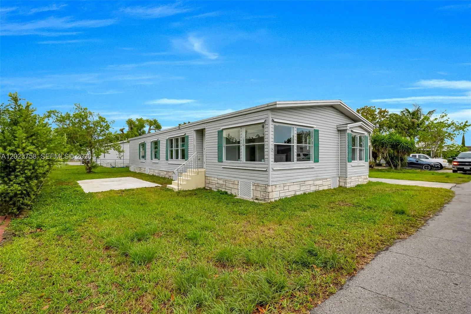 19800 SW 180th Ave lot 81 lot 82, Miami FL 33187