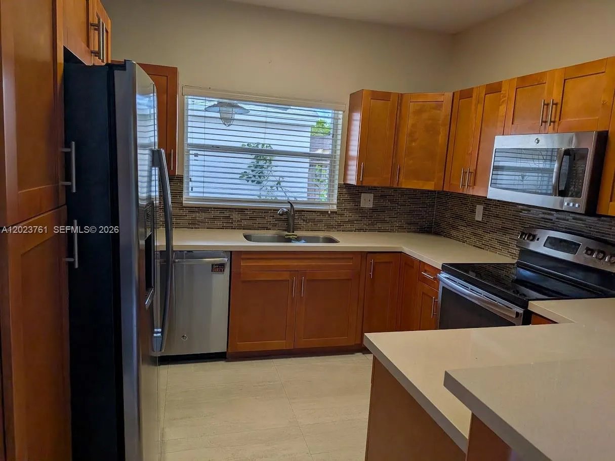 11740 SW 102nd St, Miami FL 33186