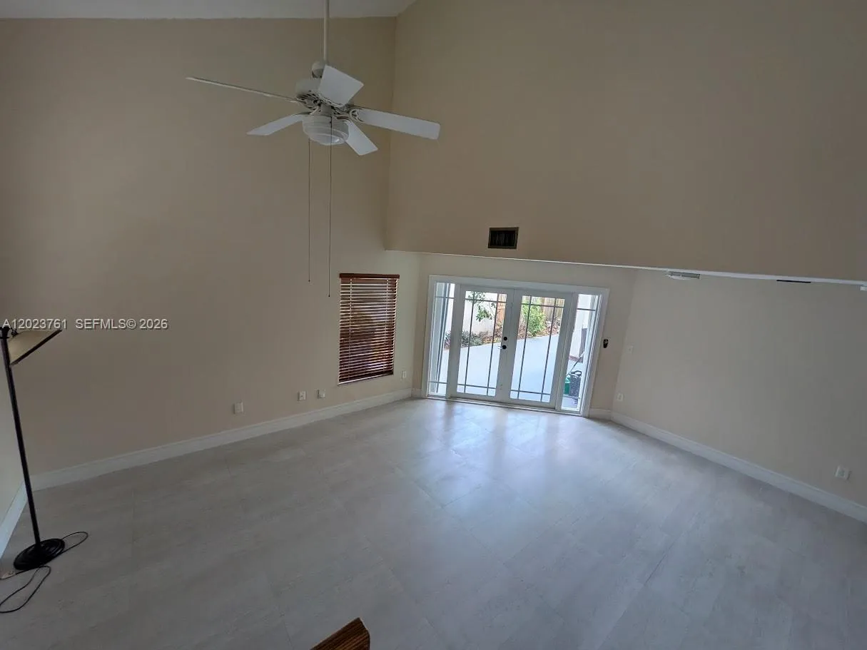 11740 SW 102nd St, Miami FL 33186