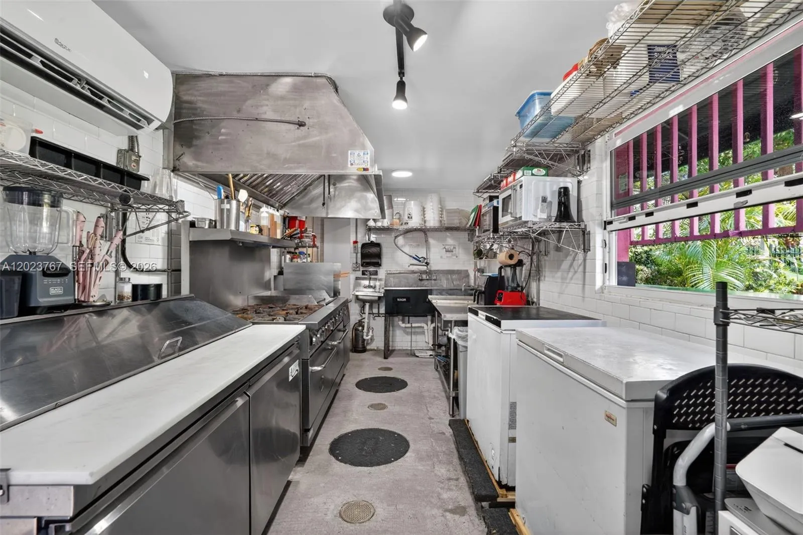 Turnkey Outdoor Beer Garden & Culinary Venue, Miami FL 33138
