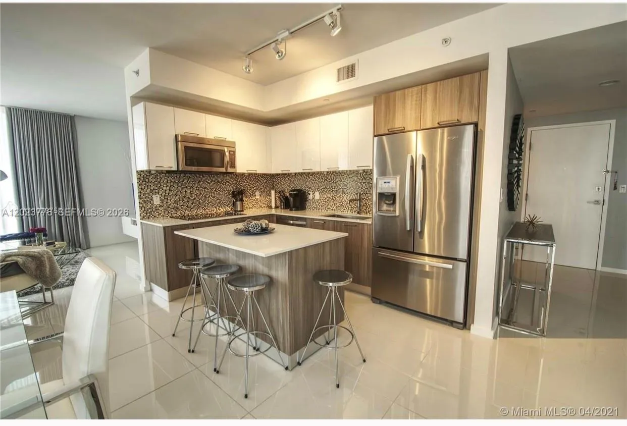 5300 Paseo Blvd   Unit 401 # 401, Doral FL 33166