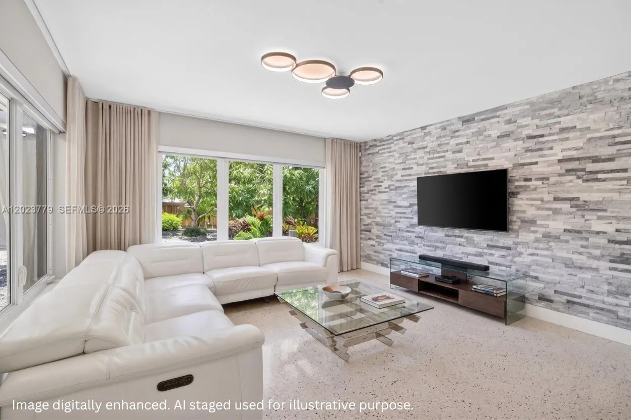 3 bedroom 2 bath for sale at 709 NW 9th Ct, Hallandale Beach FL 33009
