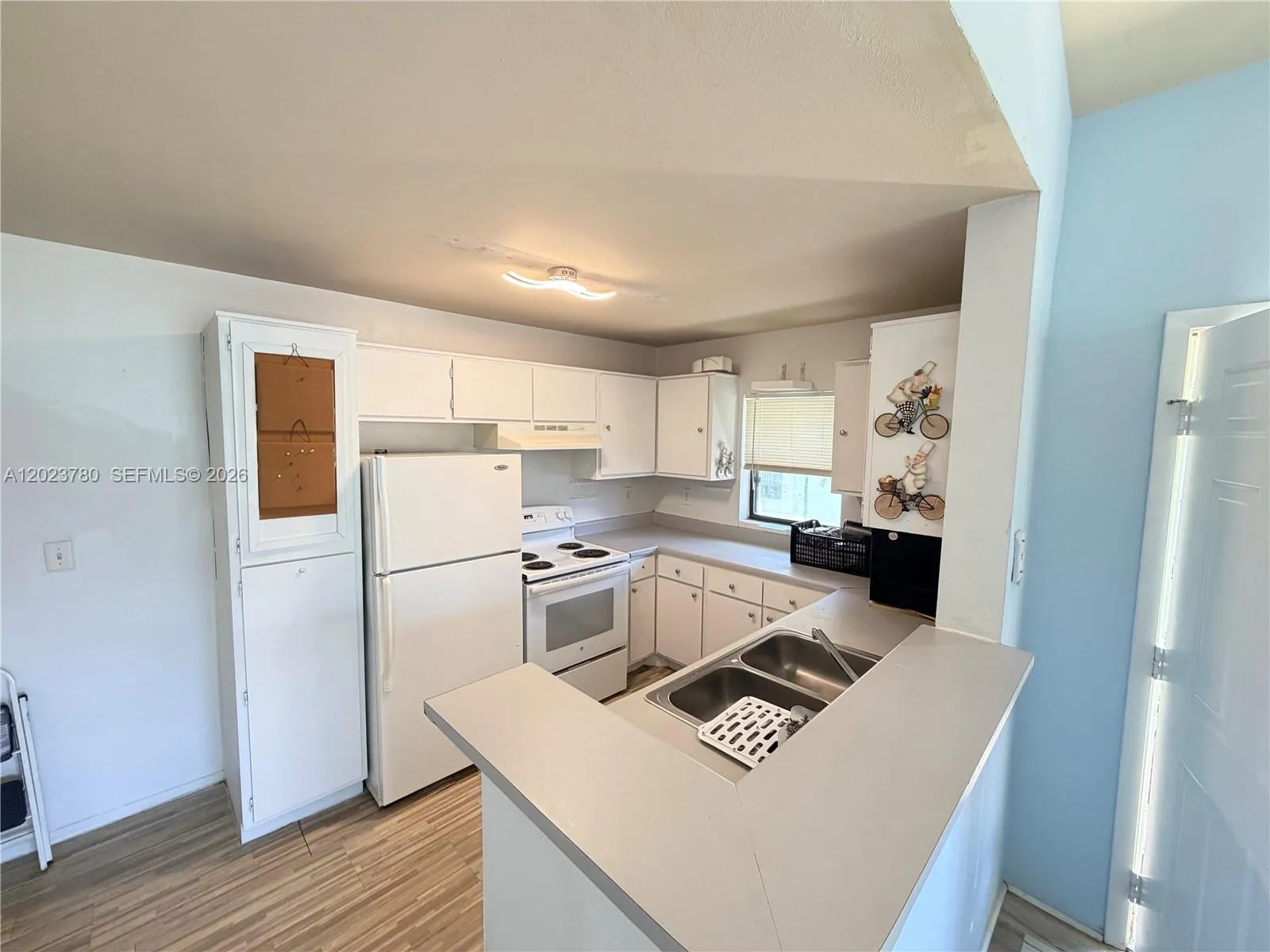 3968 NW 87th Ave # 3968, Sunrise FL 33351