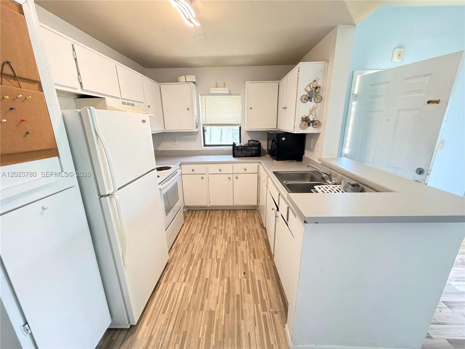 3968 NW 87th Ave # 3968, Sunrise FL 33351