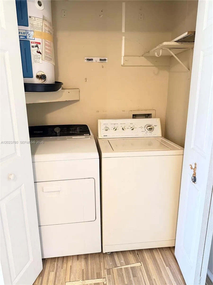 3968 NW 87th Ave # 3968, Sunrise FL 33351