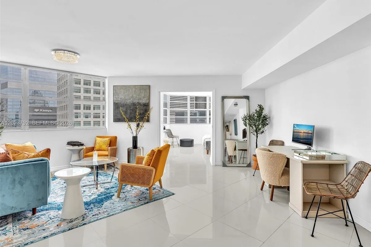 825 Brickell Bay Dr # 2048, Miami FL 33131