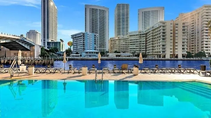 2 bedroom 2 bath for sale at 2602 E Hallandale Beach Blvd # R309, Hallandale Beach FL 33009