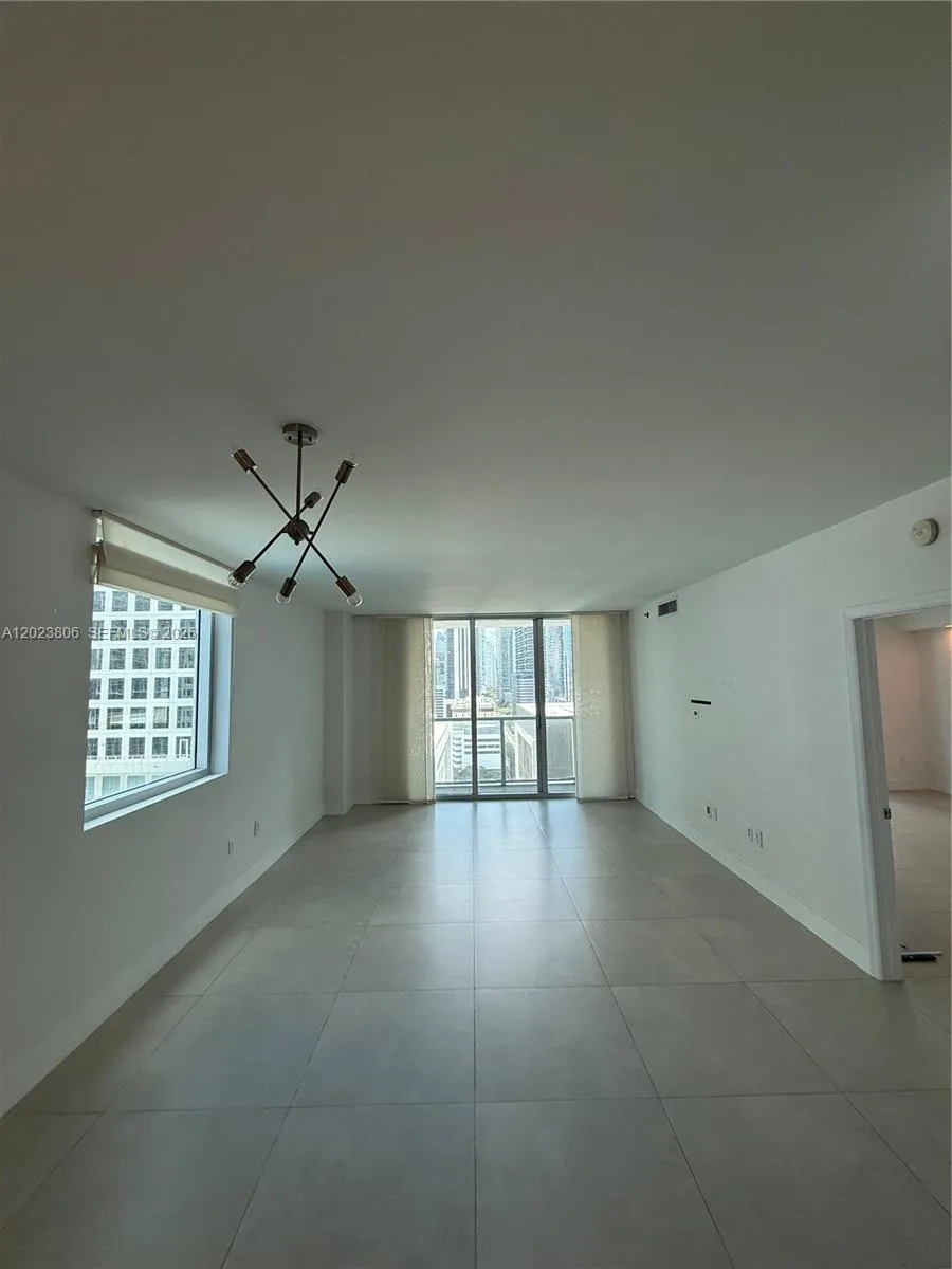 55 SE 6th St # 1710, Miami FL 33131