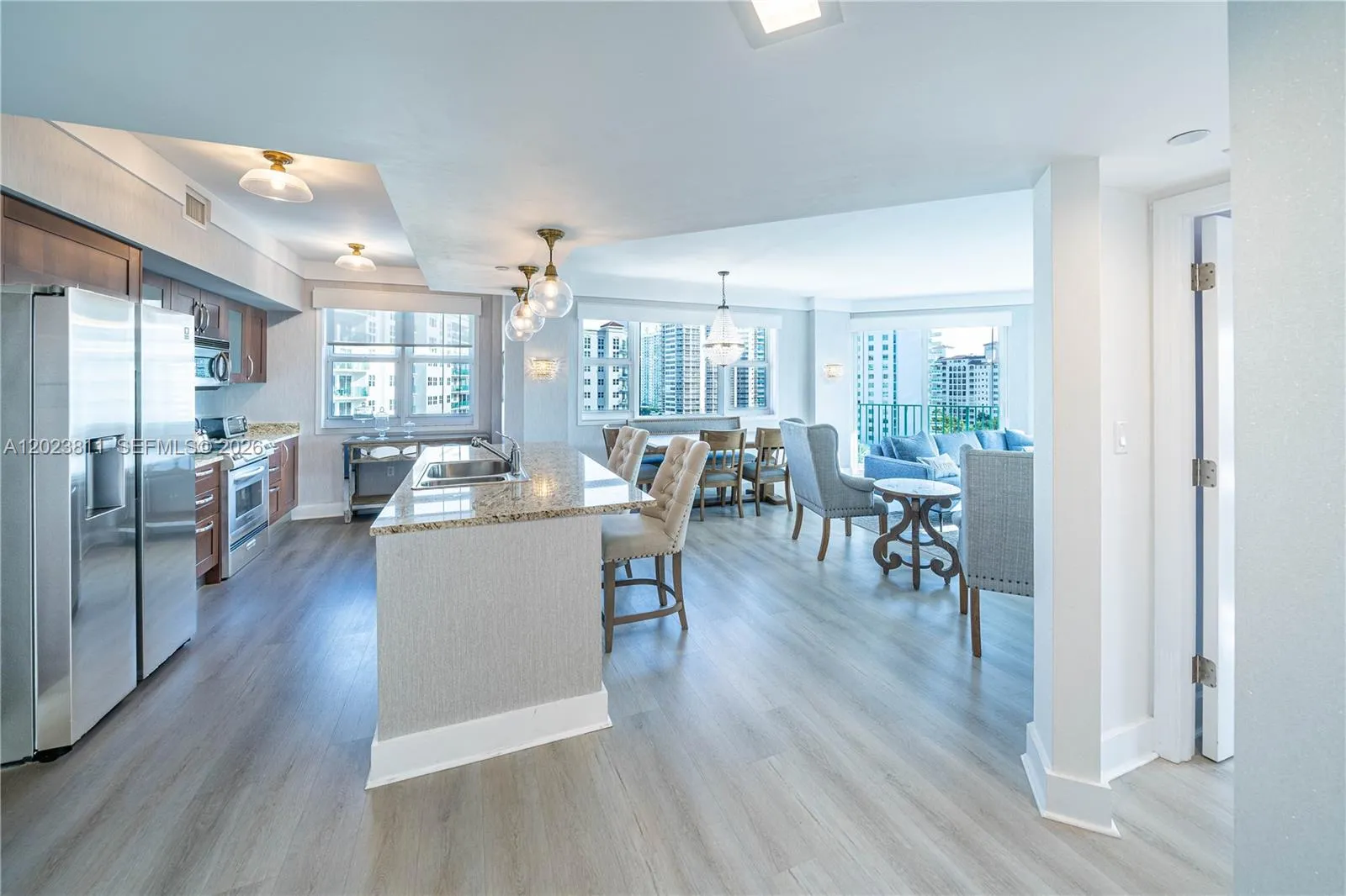 19900 E Country Club Dr # 1120, Aventura FL 33180
