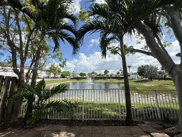 11419 NW 76th Ter, Doral FL 33178